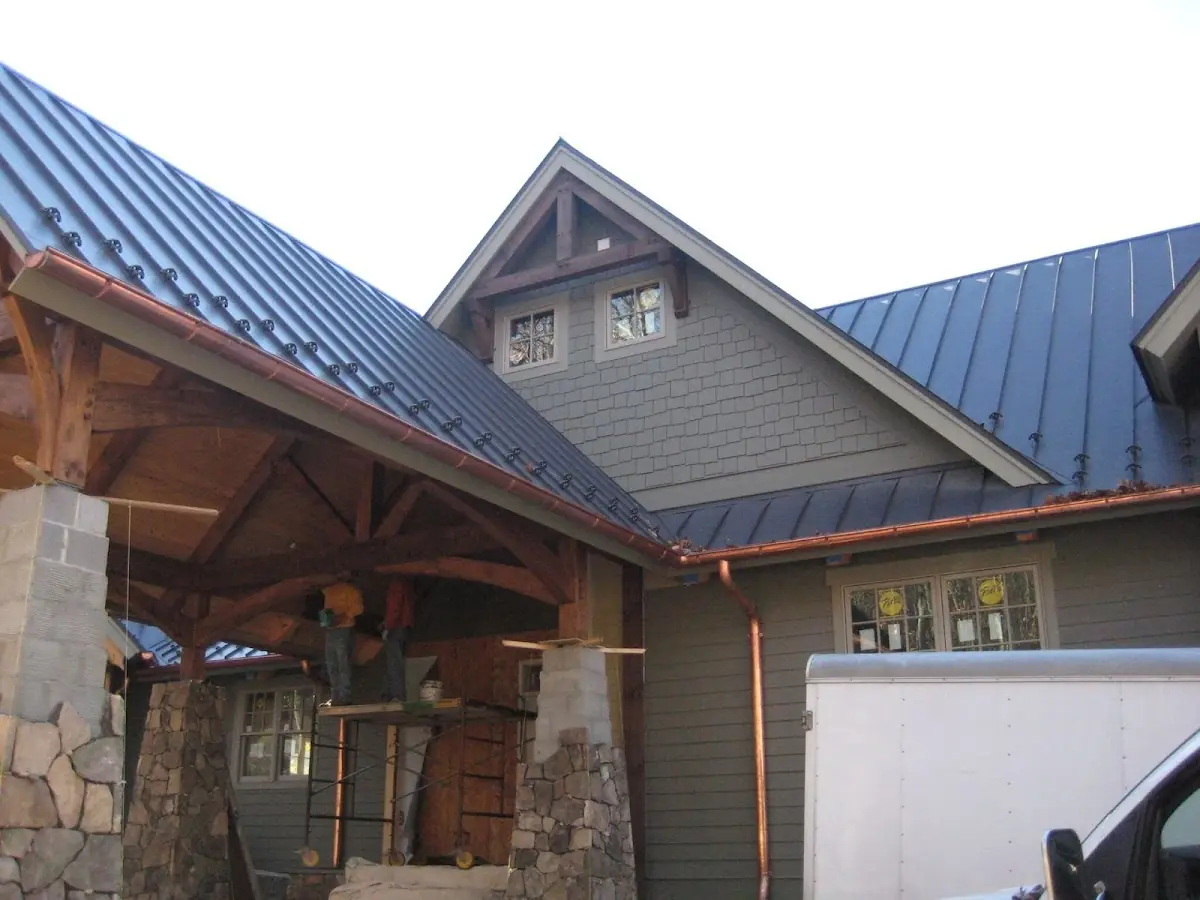 Craftsman Roofing team delivering quality roofing work in South Monrovia Island